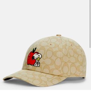 Coach snoopy baseball hat